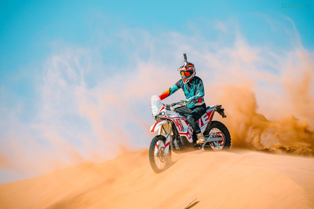 KOVE 450RALLY — תמונת אווירה 1